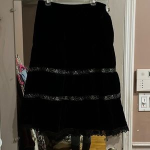 Velvet skirt with side zipper